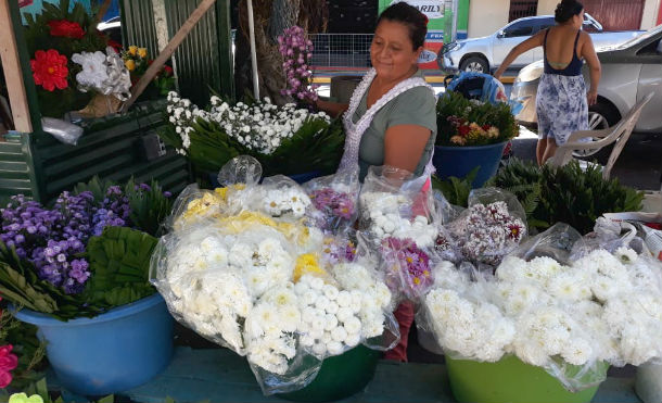 Flores para los fieles difuntos