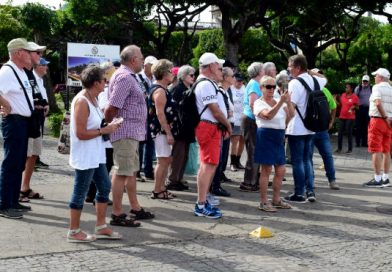Turistas extranjeros visitan la ciudad de Granada este fin de semana