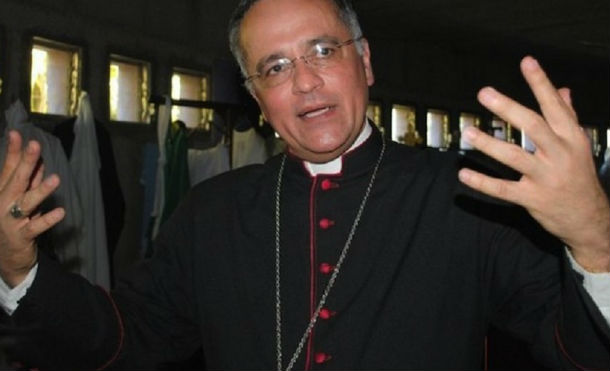Silvio Báez reconoce vínculos con dirigentes pro aborto
