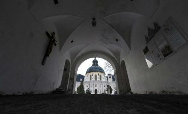 Denuncian en Alemania a Iglesia católica por abusos a menores