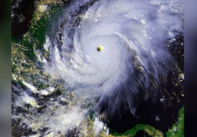 Compañera Rosario recuerdo que el paso del destructivo huracán Mitch cumple 20 años