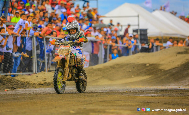 Campeonato de Motocross inaugura Pista Extrema en Paseo Xolotlán
