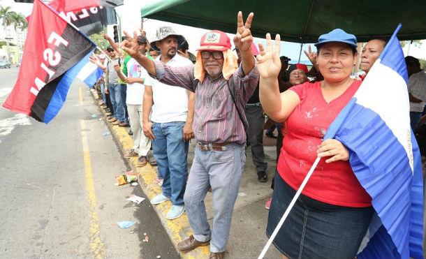 Nicaragüenses satisfechos con presencia policial resguardando el orden y la tranquilidad