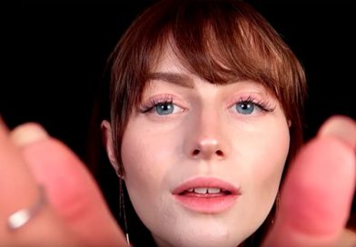 Una estudiante ganó 80.000 dólares en un año susurrándole a la gente en YouTube
