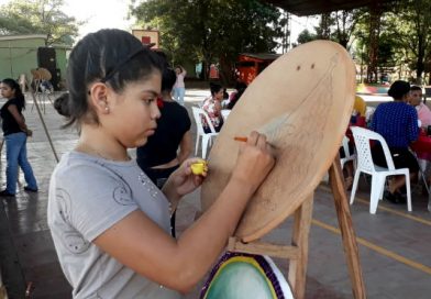 Alcaldía de Larreynaga en Malpaisillo organiza concurso de pintura en artesanías