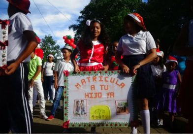 Municipio de Telica realiza carnaval navideño y promoción de matrícula escolar 2019