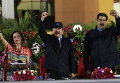 Presidente Nicolás Maduro felicita al Comandante Daniel por su 73 aniversario natal