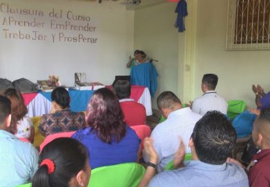 Nindirí: MINED clausura curso de Aprender, Emprender, Trabajar y Prosperar