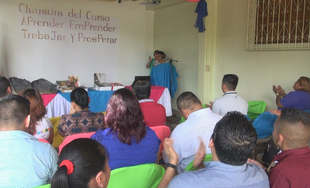 Nindirí: MINED clausura curso de Aprender, Emprender, Trabajar y Prosperar