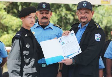 Policía Nacional clausura curso básico “Teniente Gabriel de Jesús Vado Ruiz”