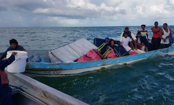 Fuerza Naval realizó búsqueda, salvamento y rescate de la tripulación del velero “Li Karma”