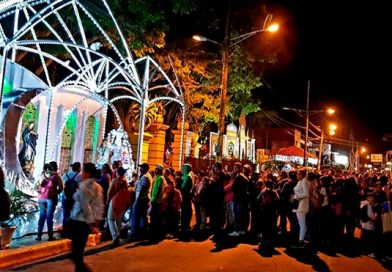 Cientos de miles de nicaragüenses en todo el país celebraron la tradicional “Gritería” en honor a la Purísima Concepción de María