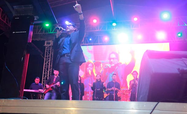 Noche de alabanza y oración por Nicaragua en paz durante 2019