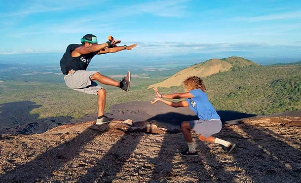 Cerro Negro uno de los destinos turísticos más visitados en León