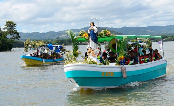 Granada: Fé y devoción en las aguas del lago Cocibolca con la Purísima Acuática