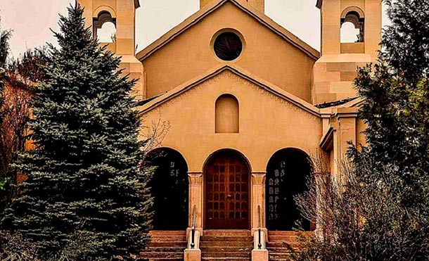 Detienen a dos monjes acusados de abusos sexuales en Argentina