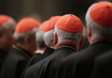 Cerca de 700 curas católicos de Illinois fueron acusados de abuso sexual contra menores