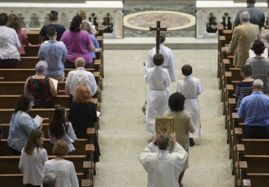 Publican lista de 89 curas de la Orden Jesuita acusados de abuso sexual en EEUU