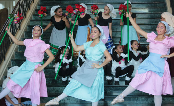 La magia de la Navidad tradicional se vive en el centro histórico de Managua