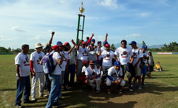 Finaliza la liga municipal de béisbol Barney Amador in memoriam en Quezalguaque