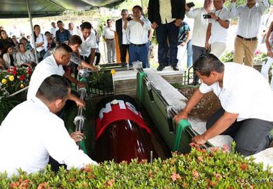 Dan el último adiós al periodista Abel Calero Reyes