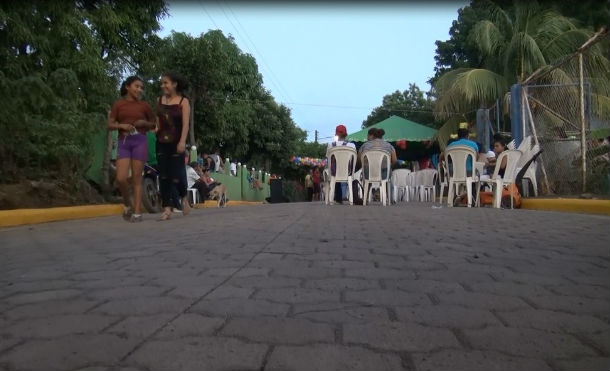 San Rafael del Sur: Familias de la comunidad “Los Rizos” inauguran proyecto de adoquinado