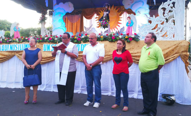 Feria de emprendedores e inauguración de altares a la Purísima en Chinandega