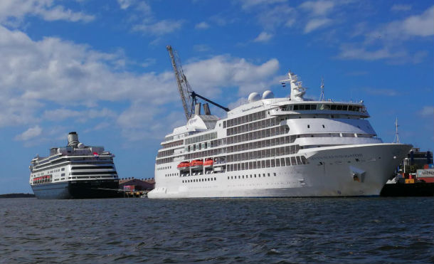 Cruceros Volendam y Seven Seas Navigator arriban a Puerto Corinto