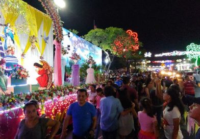 Una celebración a la Purísima con fervor desde la Avenida Bolívar