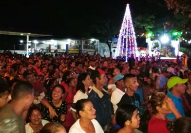 Familias de El Viejo disfrutan de la alegría de las fiestas navideñas y fin de año