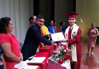 INEP Matagalpa realiza graduación de bachilleres del turno matutino