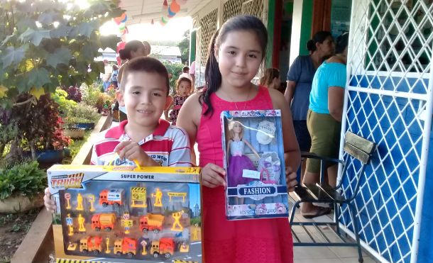 Nueva Guinea: Gobierno sandinista entrega más de 8 mil juguetes en la cabecera departamental
