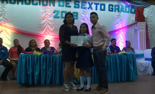 San Rafael del Sur: Niños del colegio República de Ecuador celebran promoción de sexto grado