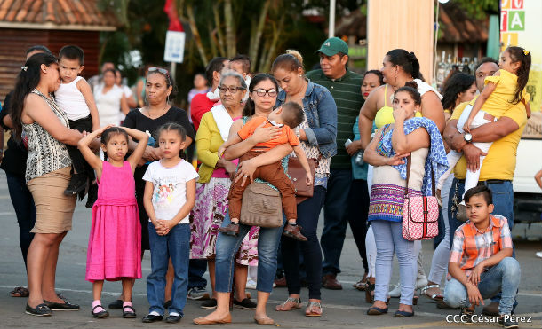 Realizan pastorelas en honor al niño Jesús