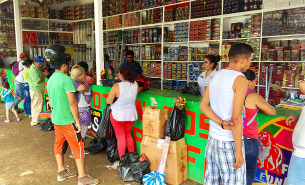 Ventas de pólvora con muchas expectativas para la navidad