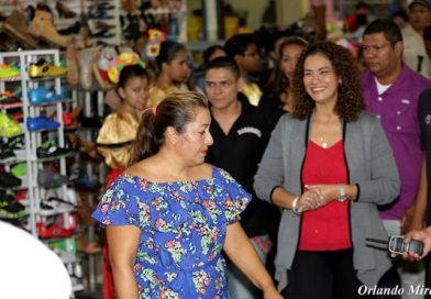 Festival de Comercio Navideño aumenta actividad económica en mercado Roberto Huembes