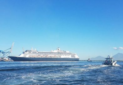 Fuerza Naval brindó protección y seguridad al arribo del crucero Volendam en Puerto Corinto