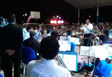 Camerata Bach realiza solemne concierto navideño en Masaya