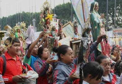Ocho millones de peregrinos visitan a Virgen de Guadalupe en México