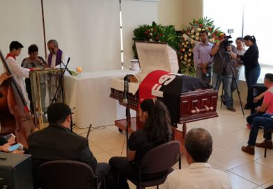 Realizan misa de cuerpo presente del periodista Abel Calero Reyes en Sierras de Paz