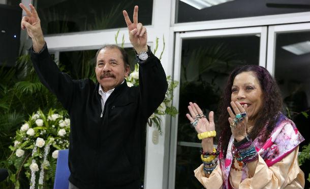 Mensaje de Año Nuevo del Presidente-Comandante Daniel y Compañera Rosario Vicepresidenta de Nicaragua a las Familias nicaragüenses