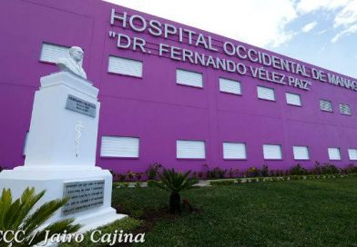 Fernando Vélez Paiz celebra su primer aniversario atendiendo con excelencia