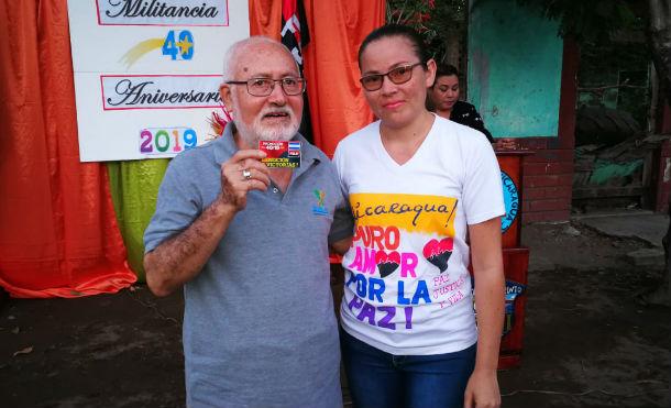 Frente Sandinista de Liberación Nacional entrega carnets de militantes en Chinandega