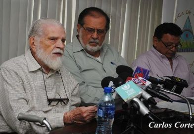 Padre Uriel Molina no confesó a reclusas en sistema penitenciario de mujeres