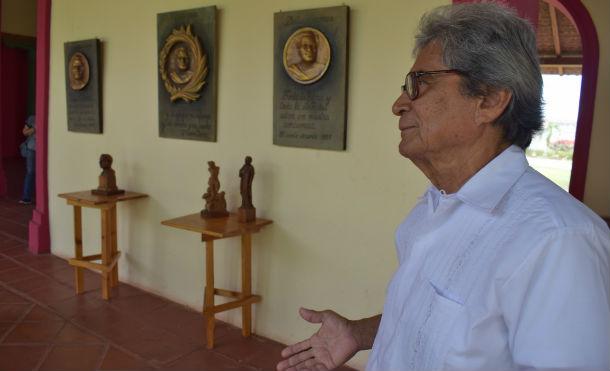 Exponen colección dariana del maestro escultor Pedro Vargas en el museo de Granada
