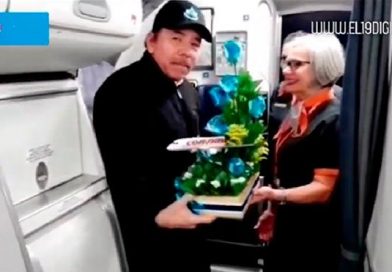 Aerolínea Conviasa entrega presente al Comandante Presidente Daniel Ortega