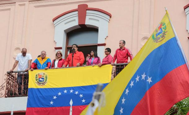 Pueblo de Venezuela se toma las calles en respaldo al Presidente Nicolás Maduro