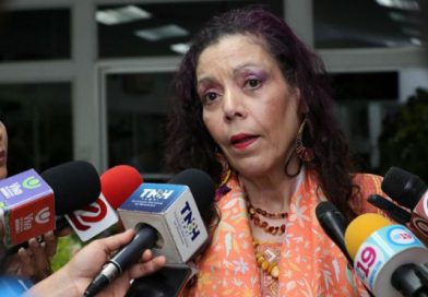 Compañera Rosario condena asesinato brutal de policías en Río San Juan