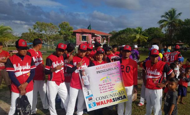 Caribe Norte: Inauguran Campeonato de Béisbol en la comunidad Walpasiksa 