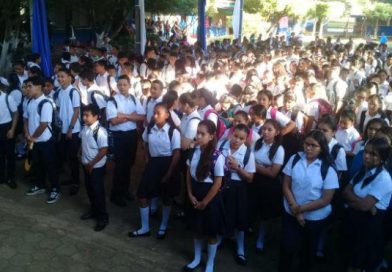 Comunidad educativa de Nindirí da inicio a ciclo escolar 2019